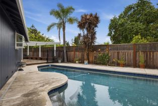 Single Family Residence, White Chapel court, Santa Rosa, CA 95401 - 13