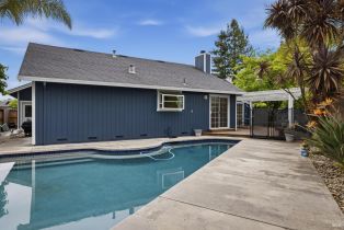 Single Family Residence, White Chapel court, Santa Rosa, CA 95401 - 11