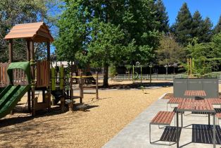 Single Family Residence, White Chapel court, Santa Rosa, CA 95401 - 56