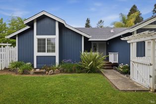 Single Family Residence, White Chapel court, Santa Rosa, CA 95401 - 5