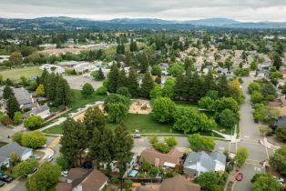 Single Family Residence, White Chapel court, Santa Rosa, CA 95401 - 53