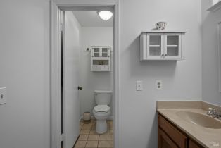 Single Family Residence, White Chapel court, Santa Rosa, CA 95401 - 37