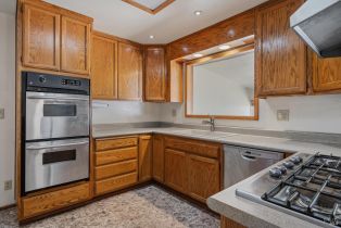 Single Family Residence,  Kay drive, Windsor, CA 95492 - 6