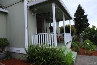 Single Family Residence, Peach court, Santa Rosa, CA 95407 - 4