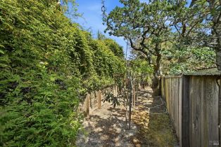 Single Family Residence,  Montez court, Windsor, CA 95492 - 12