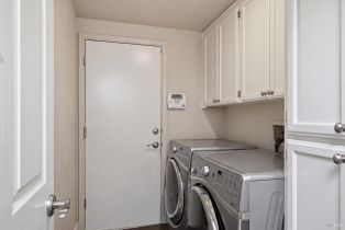 Single Family Residence,  Montez court, Windsor, CA 95492 - 36