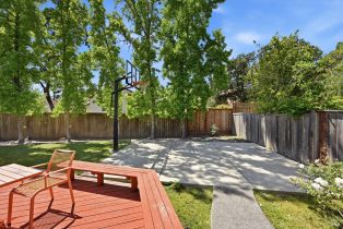 Single Family Residence,  Montez court, Windsor, CA 95492 - 9