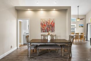 Single Family Residence, Starbuck avenue, Santa Rosa, CA 95409 - 6