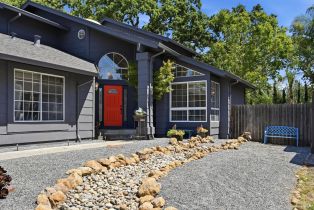 Single Family Residence,  Dartmouth way, Windsor, CA 95492 - 4