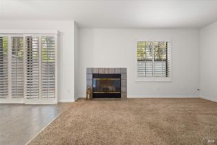 Condominium, Mission boulevard, Santa Rosa, CA 95409 - 11