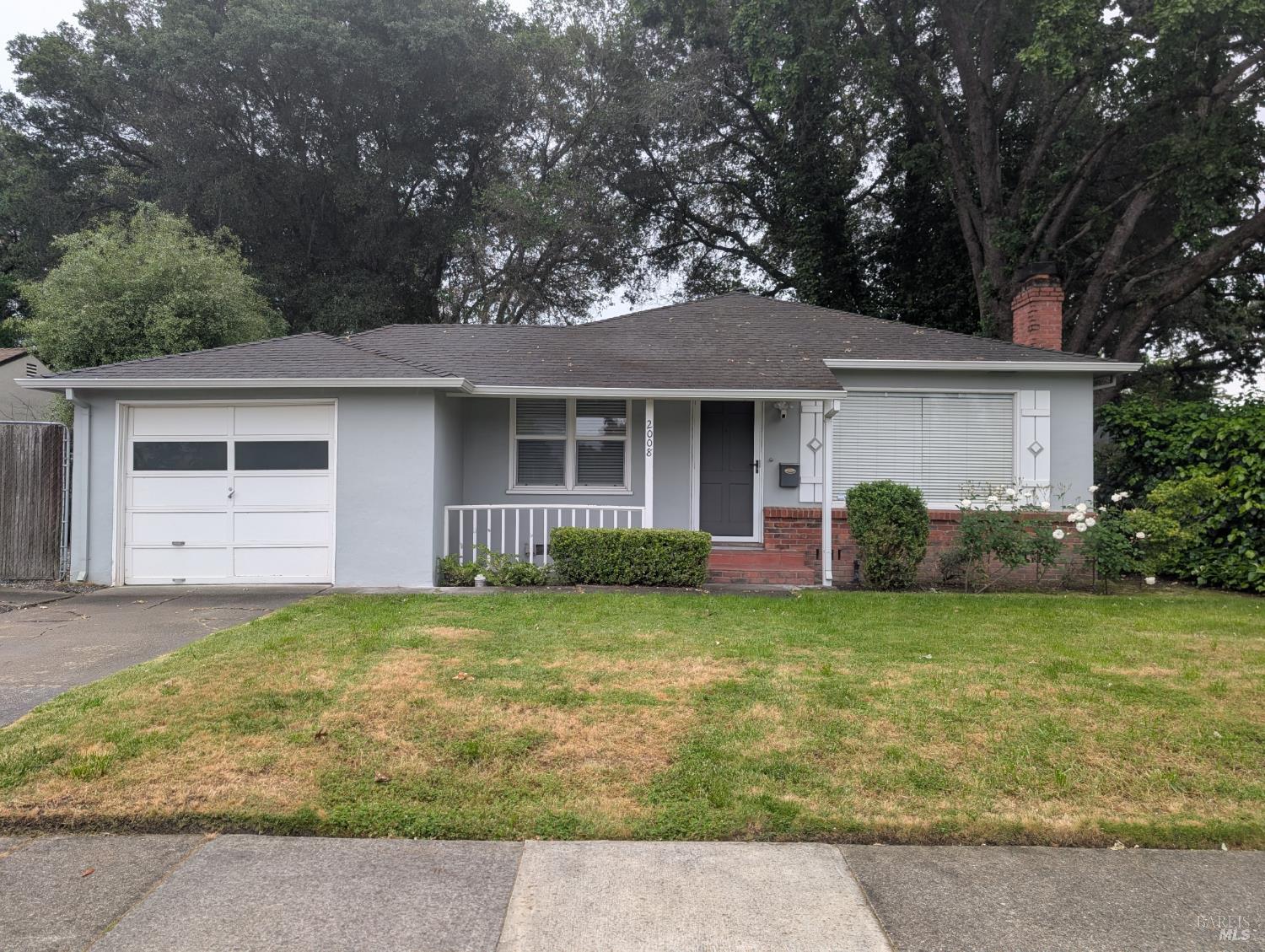 Single Family Residence, Sonoma avenue, Santa Rosa, CA 95405 - 1