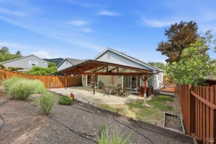 Single Family Residence,  Douglas Fir circle, Cloverdale, CA 95425 - 40