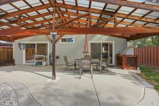 Single Family Residence,  Douglas Fir circle, Cloverdale, CA 95425 - 42