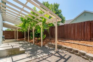 Single Family Residence,  Windsor Park circle, Windsor, CA 95492 - 27