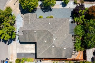 Single Family Residence,  Windsor Park circle, Windsor, CA 95492 - 3
