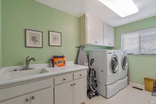 Single Family Residence,  Vinecrest road, Windsor, CA 95492 - 34