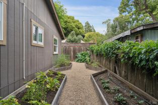 Single Family Residence, Powell avenue, Healdsburg, CA 95448 - 21