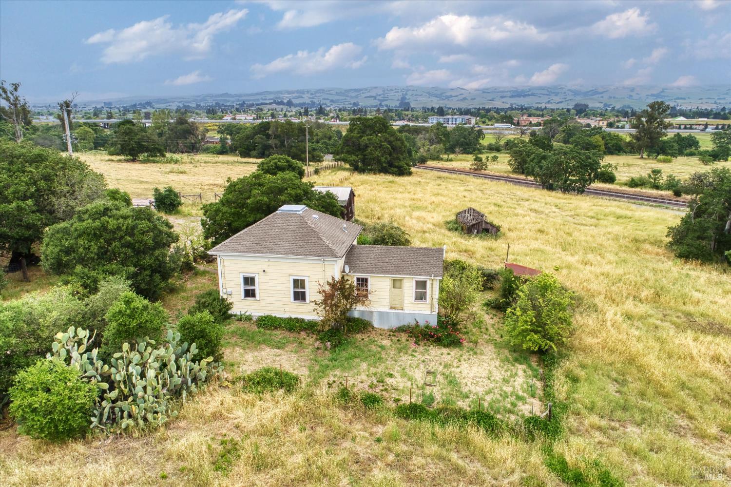 Single Family Residence, Cinnabar avenue, Petaluma, CA 94952 - 1