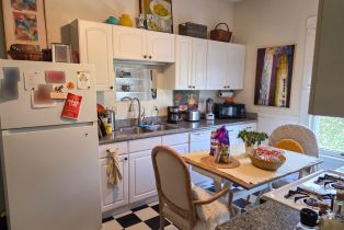 Residential Income, 152 8th street, Santa Rosa, CA 95401 - 8