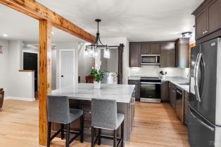 Single Family Residence, Foster court, Cloverdale, CA 95425 - 5