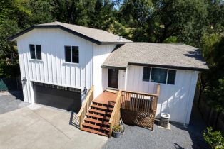 Single Family Residence, 26 Foster Ct, Cloverdale, CA  Cloverdale, CA 95425