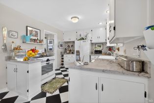 Single Family Residence, Wright street, Santa Rosa, CA 95404 - 4