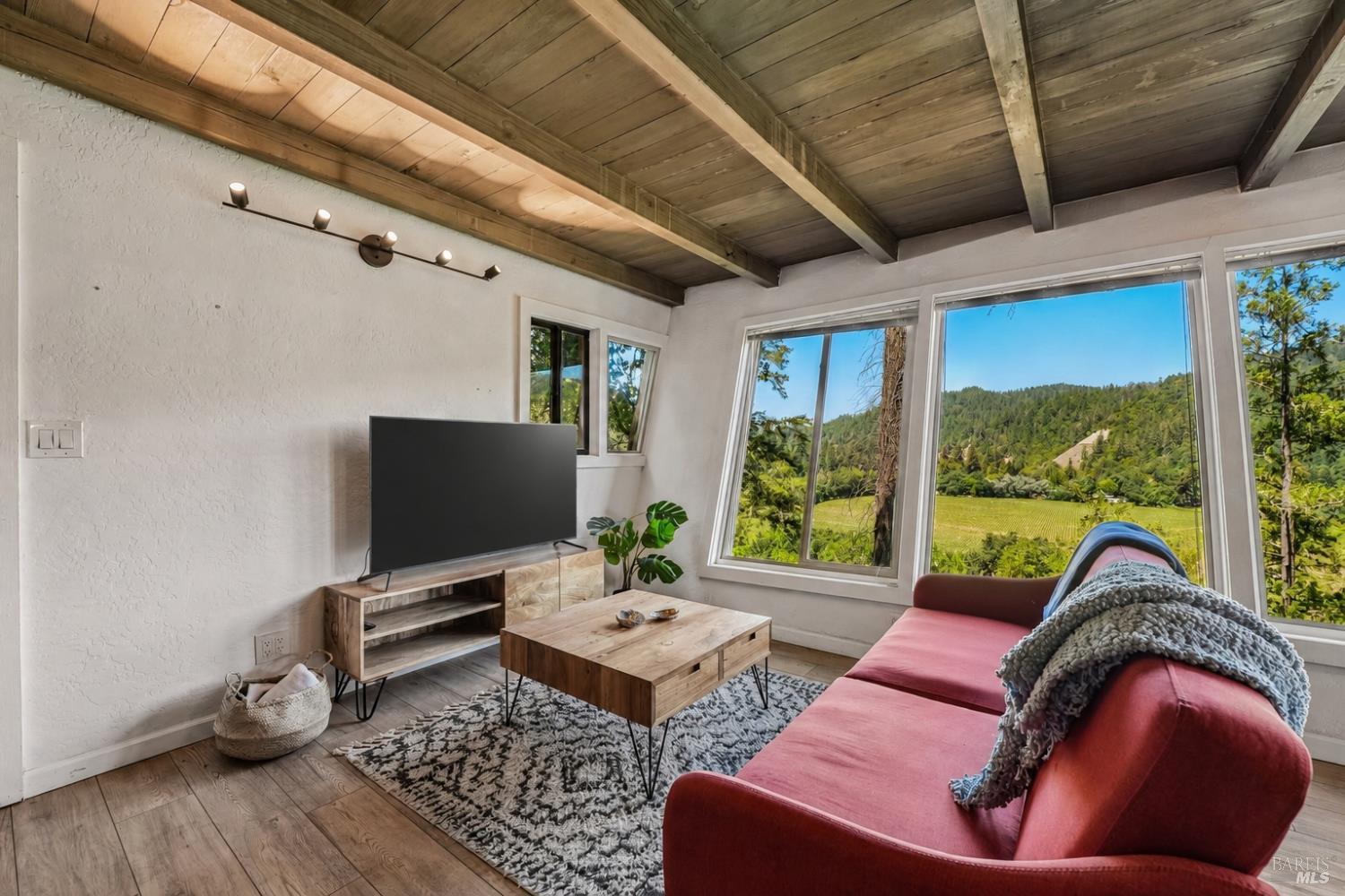 Single Family Residence, Oak road, Russian River, CA 95436 - 1