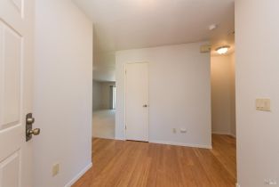 Single Family Residence, Stone Bridge road, Santa Rosa, CA 95409 - 5
