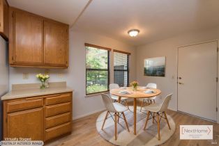Single Family Residence, Stone Bridge road, Santa Rosa, CA 95409 - 13