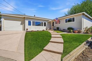Single Family Residence, 32 Colinda Dr, Petaluma, CA  Petaluma, CA 94952