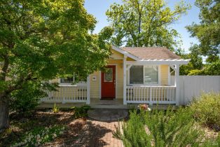 Single Family Residence, 195 W Macarthur St, Sonoma, CA  Sonoma, CA 95476