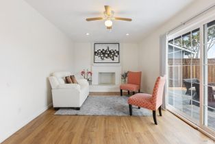 Single Family Residence, Weaverly drive, Petaluma, CA 94954 - 14
