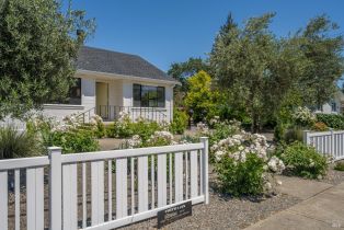 Single Family Residence, Spain street, Sonoma, CA 95476 - 3