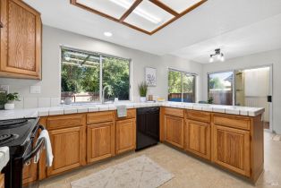 Single Family Residence, Summer Rain drive, Windsor, CA 95492 - 23