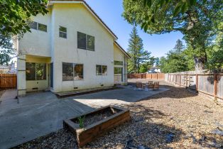 Single Family Residence, Summer Rain drive, Windsor, CA 95492 - 5