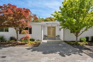 Single Family Residence,  University street, Healdsburg, CA 95448 - 3