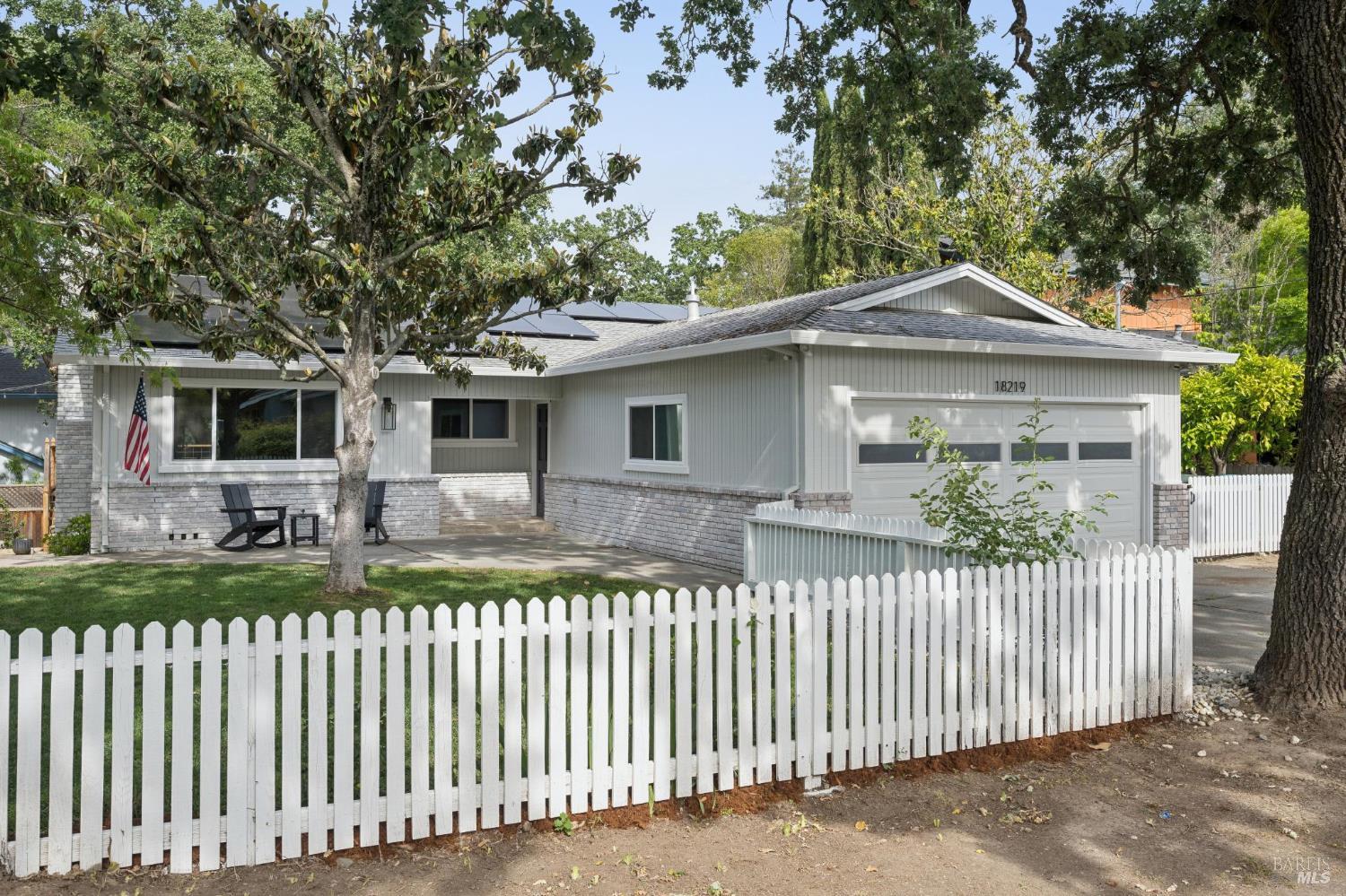 Single Family Residence, Cottonwood avenue, Sonoma, CA 95476 - 1
