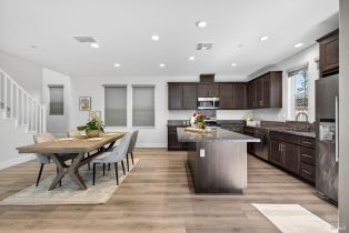 Single Family Residence, Del Rancho way, Petaluma, CA 94954 - 7