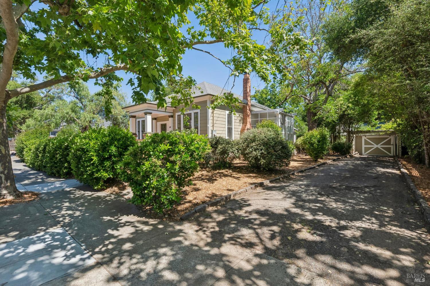 Single Family Residence, 10th street, Petaluma, CA 94952 - 1