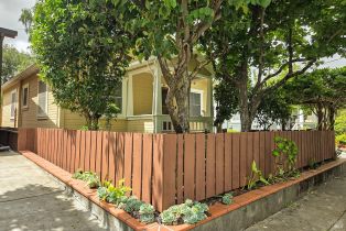 Single Family Residence, 1006 F St, Petaluma, CA  Petaluma, CA 94952