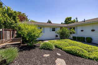 Single Family Residence, Weaverly drive, Petaluma, CA 94954 - 29
