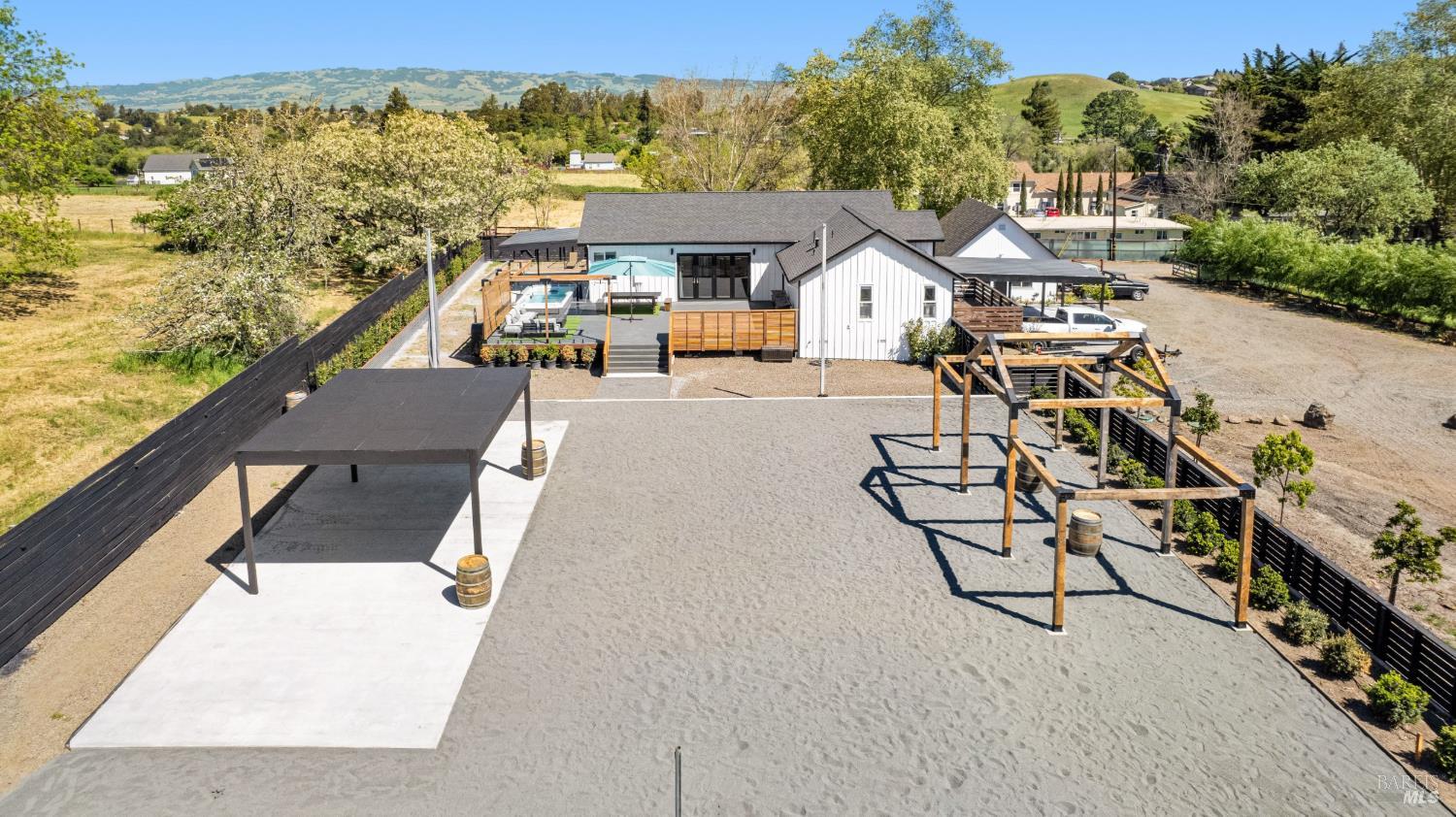 Single Family Residence, Western avenue, Petaluma, CA 94952 - 1