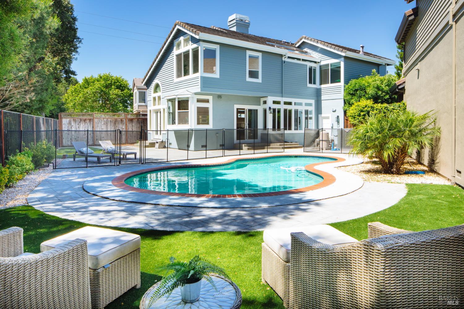 Single Family Residence, Spanish Bay court, Petaluma, CA 94954 - 1