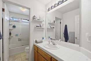 Single Family Residence, Walnut Creek drive, Santa Rosa, CA 95403 - 17