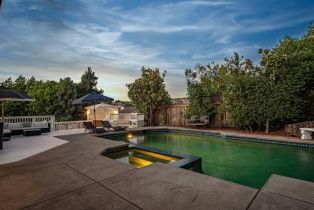 Single Family Residence, El Paseo drive, Petaluma, CA 94952 - 5