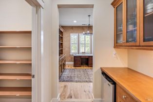 Single Family Residence, Port circle, Cloverdale, CA 95425 - 13
