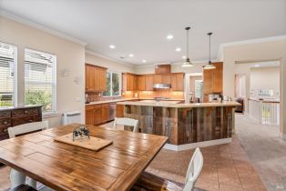 Single Family Residence, Port circle, Cloverdale, CA 95425 - 5
