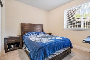 Single Family Residence, Port circle, Cloverdale, CA 95425 - 22