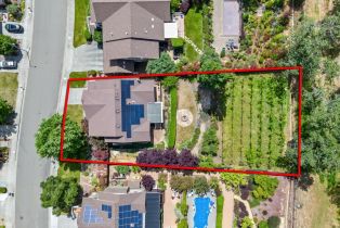 Single Family Residence, Port circle, Cloverdale, CA 95425 - 36