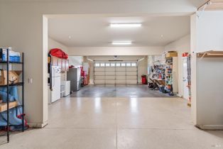 Single Family Residence, Port circle, Cloverdale, CA 95425 - 39